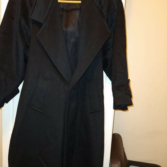 Coat - Picture 2 of 4